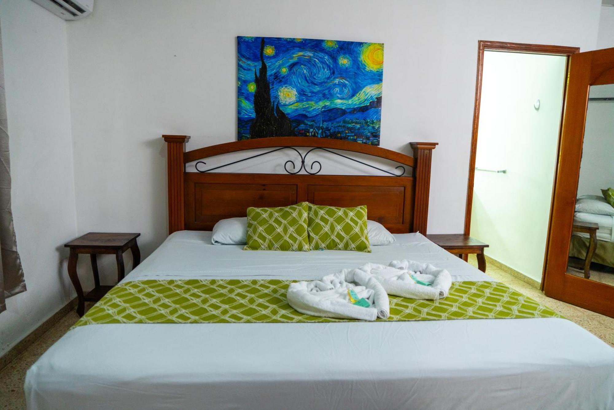 Suites & Apartments San Benito - Zona Rosa San Salvador Ngoại thất bức ảnh