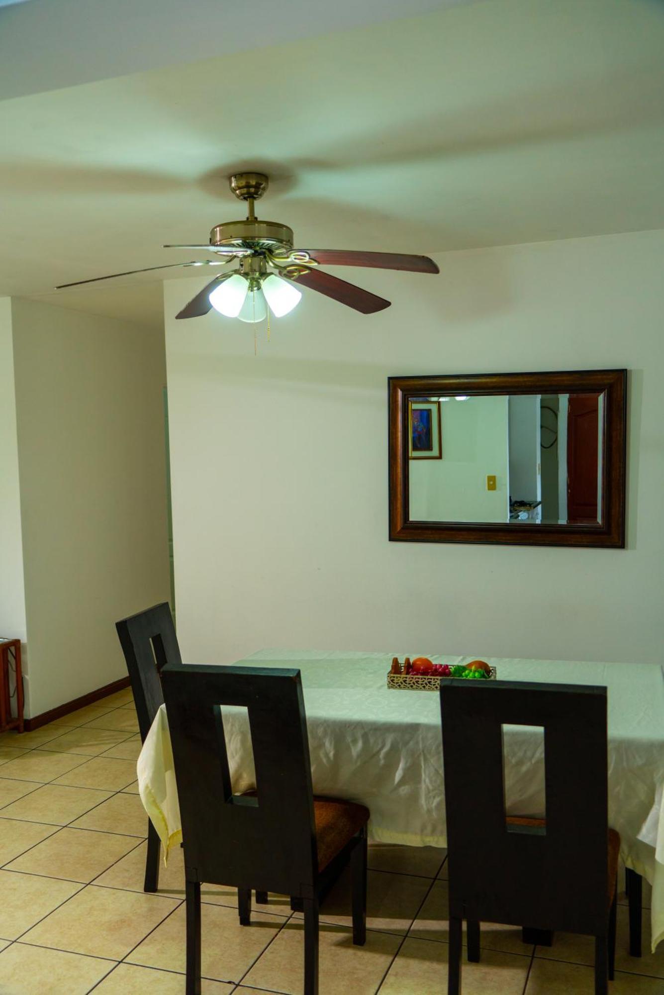 Suites & Apartments San Benito - Zona Rosa San Salvador Ngoại thất bức ảnh